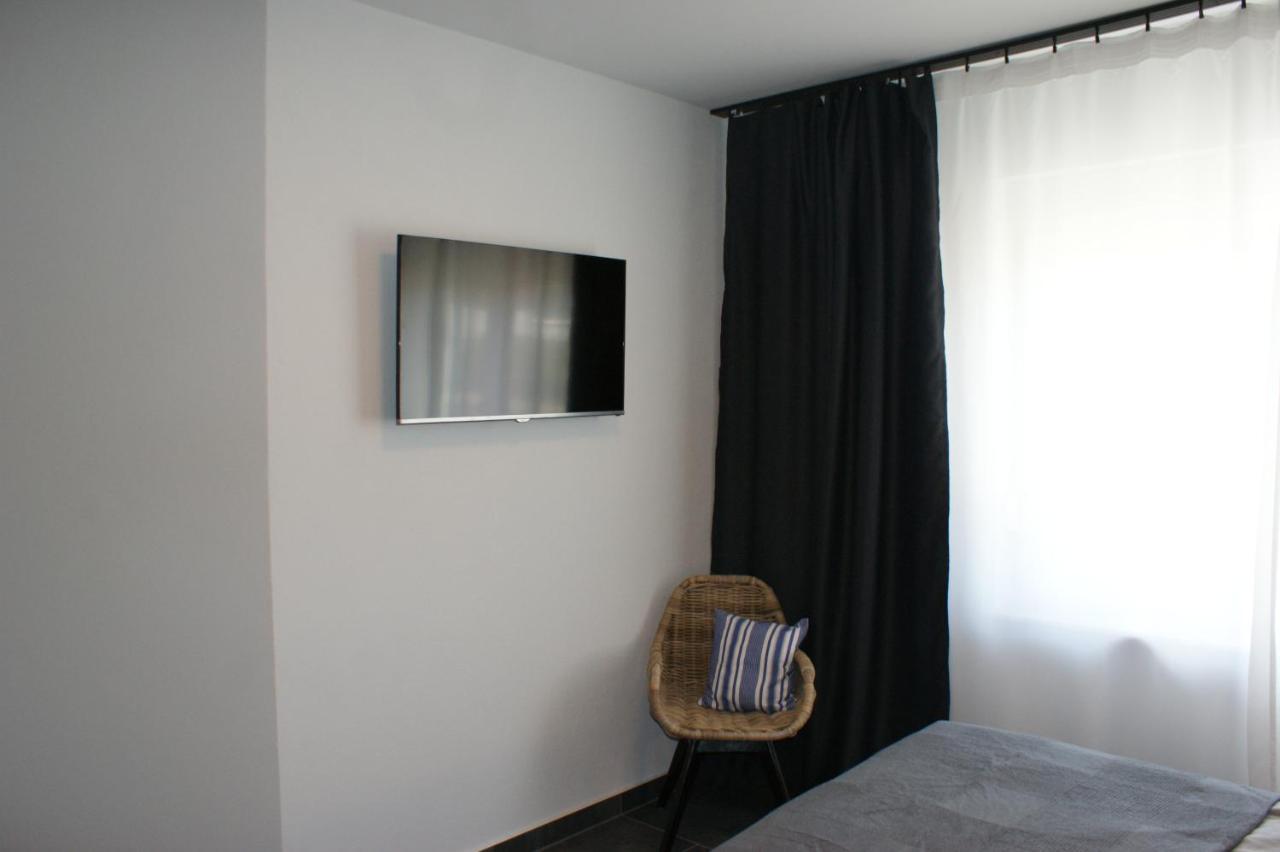 Dock2Apartment Ruegen Whg 1 Grosse Terrasse, Ruhige Lage Lohme Ngoại thất bức ảnh